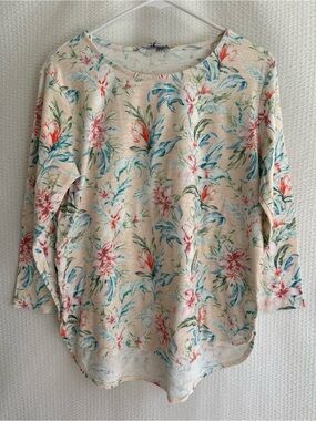 Tommy Bahama Women’s Floral Blue Coral Cream 3/4 Sleeve Top Size: Medium